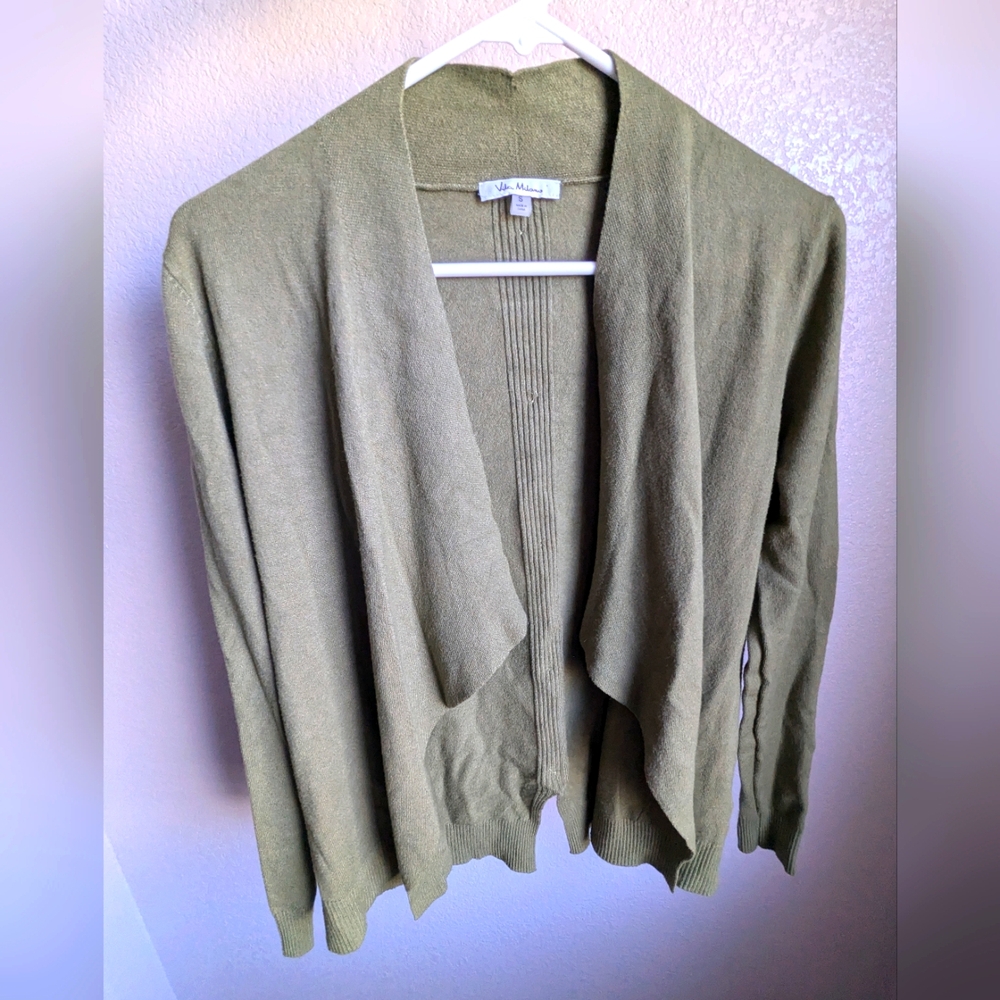 Sage green waterfall sweater with iridescent button back